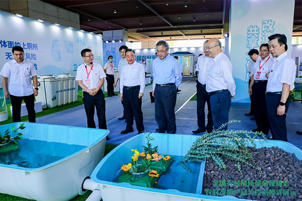 开云官方网站登录入口受邀参加全国厕所革命现场会，农村区域碳循环理念受到高度评价